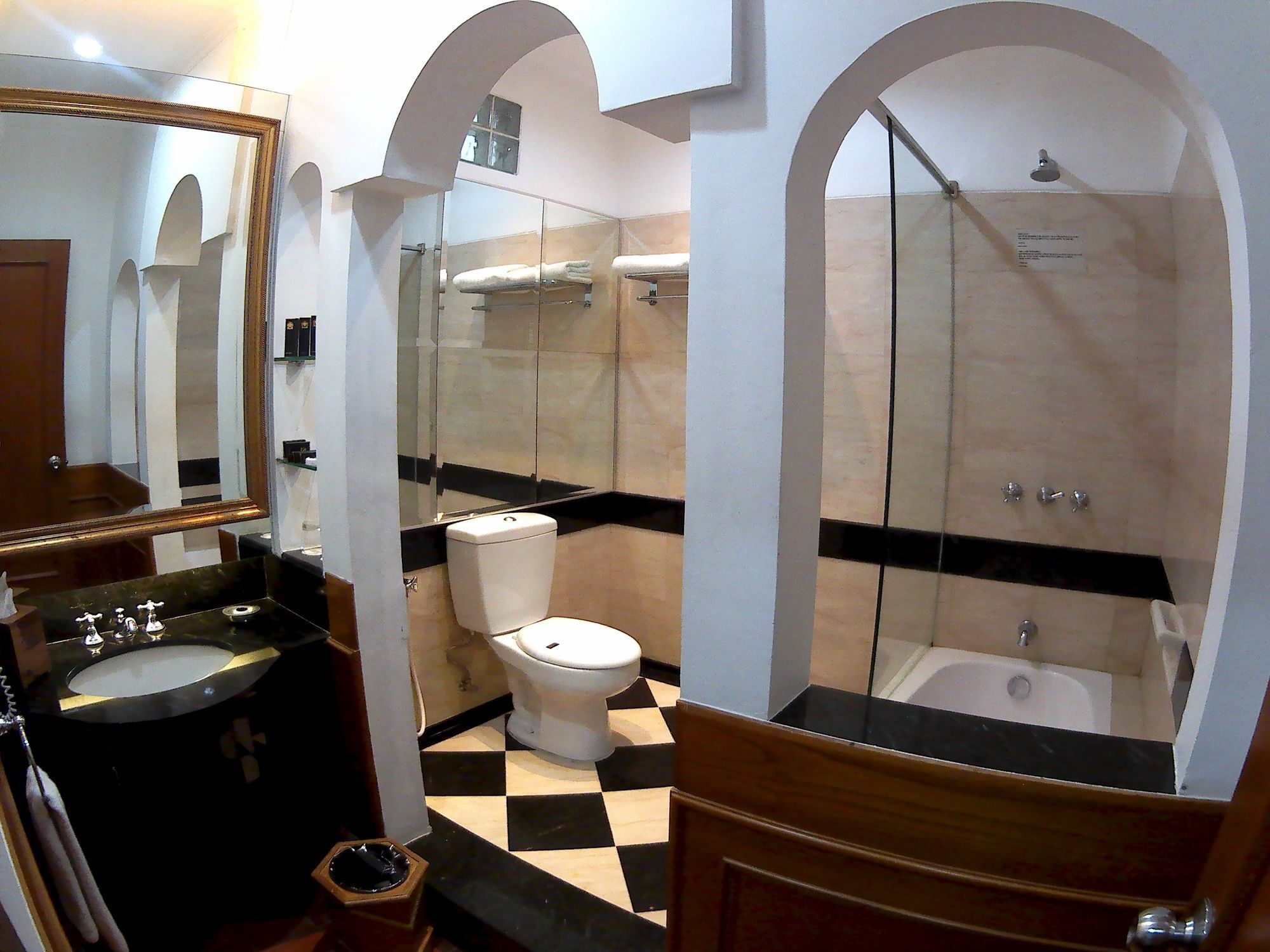 Geulis Boutique Hotel Bandung Ngoại thất bức ảnh